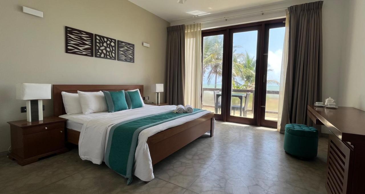 Driftwood Villa Pamunugama Extérieur photo