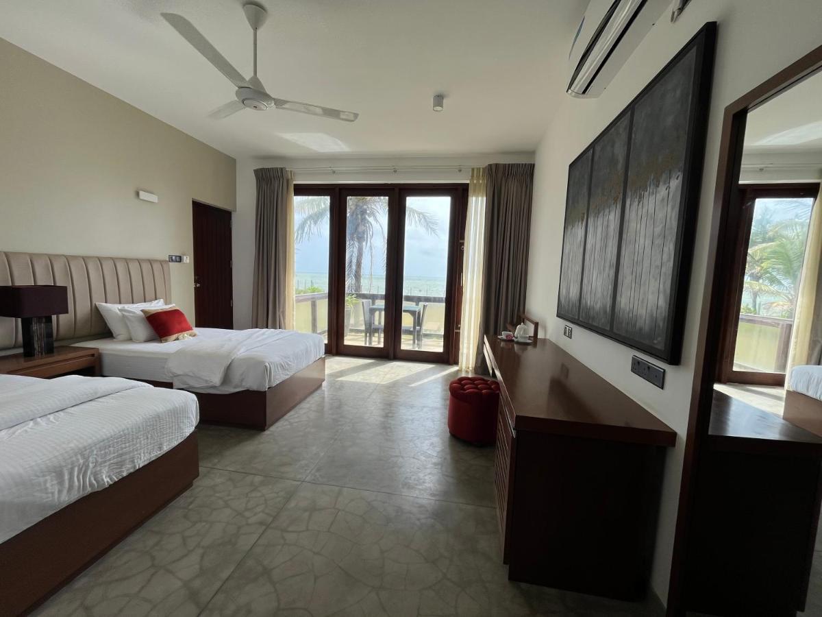 Driftwood Villa Pamunugama Extérieur photo