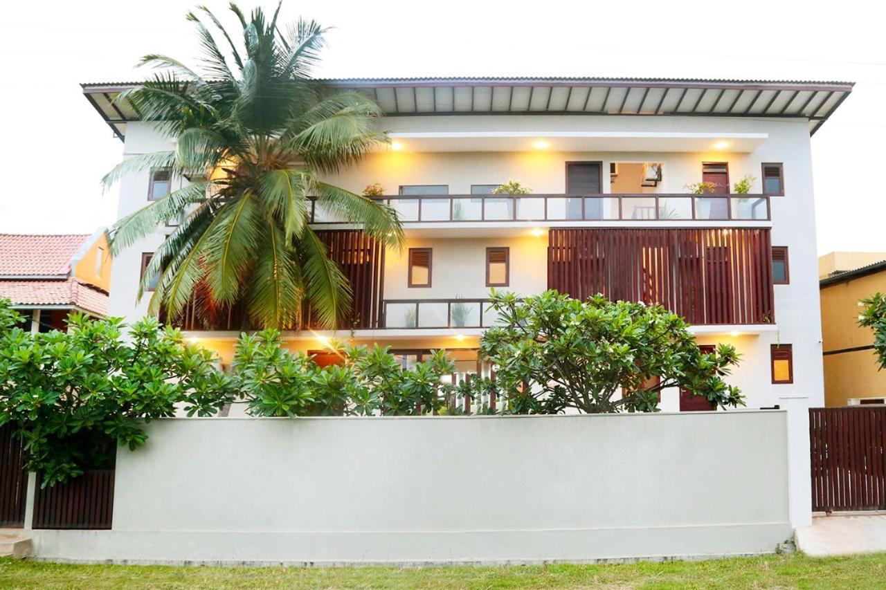 Driftwood Villa Pamunugama Extérieur photo