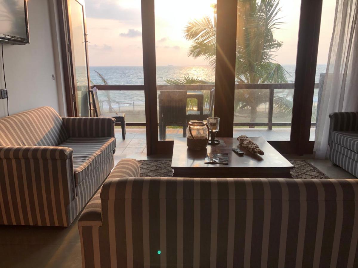 Driftwood Villa Pamunugama Extérieur photo